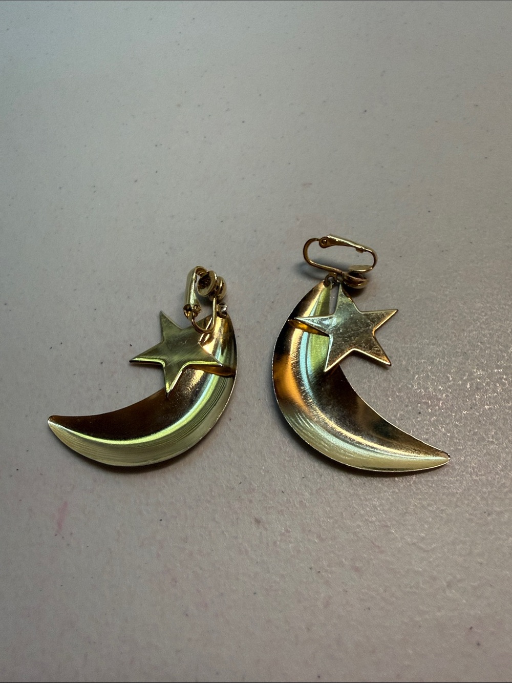 Vintage Goldtone Moon and Star Drop Earrings - Women Jewelry - Picture 4 of 4